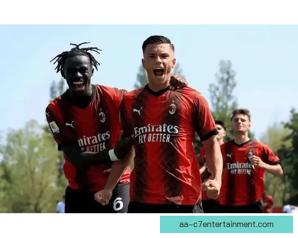 2025-26赛季意甲 国际米兰豪取同城德比六连胜震撼球迷